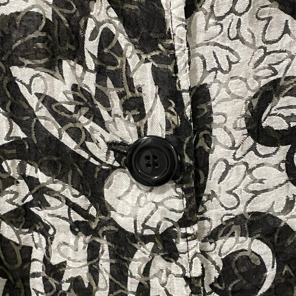 MULTIPLES Button Front Tunic/Lightweight Coat Sheer Long Sleeve, White/Black-XL - Picture 5 of 9